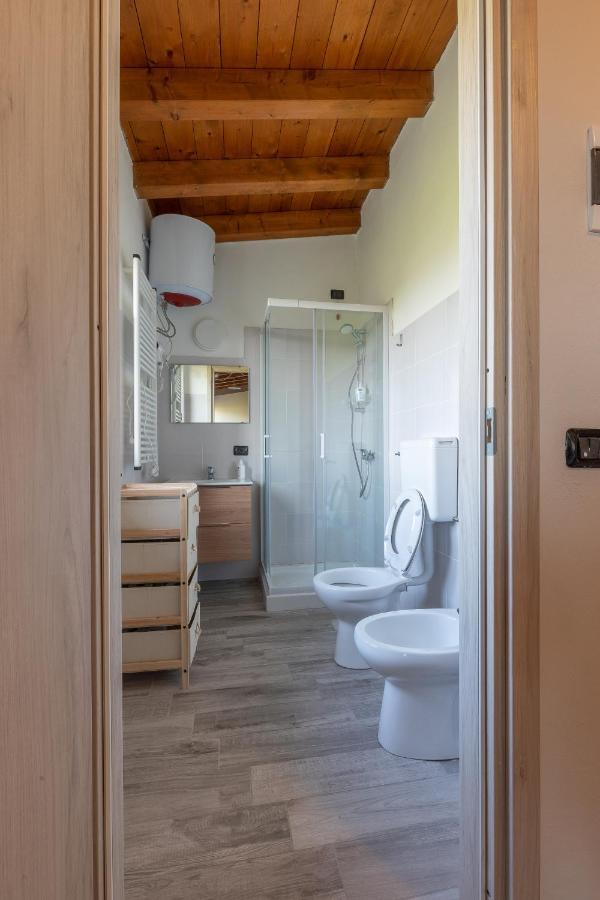 Angolo Nascosto Apartments San Fiorano Buitenkant foto