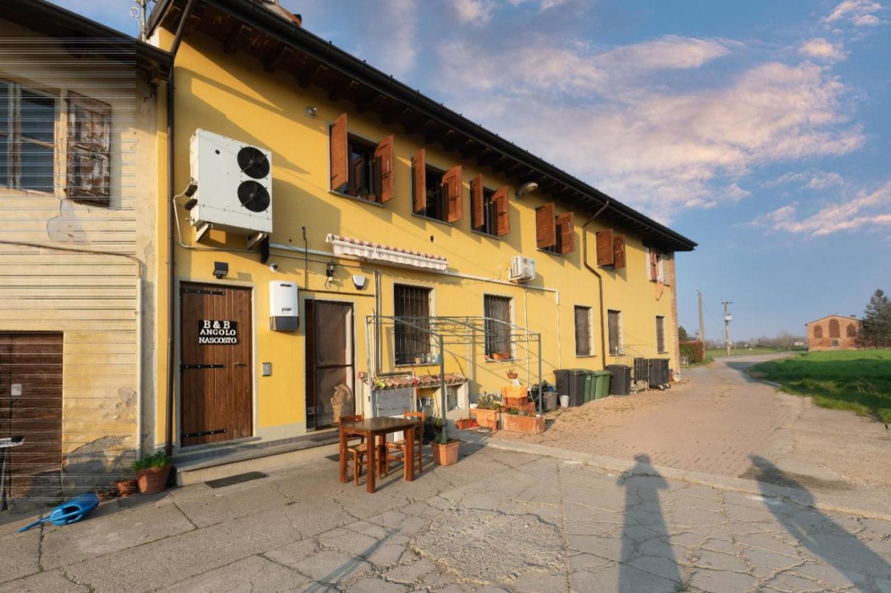 Angolo Nascosto Apartments San Fiorano Buitenkant foto